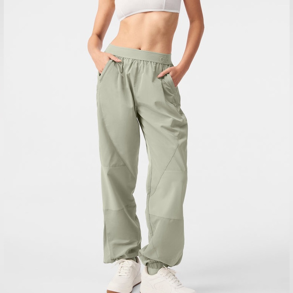 ALO YOGA Mixed Media Reinvention Jogger - Picture 2 of 11